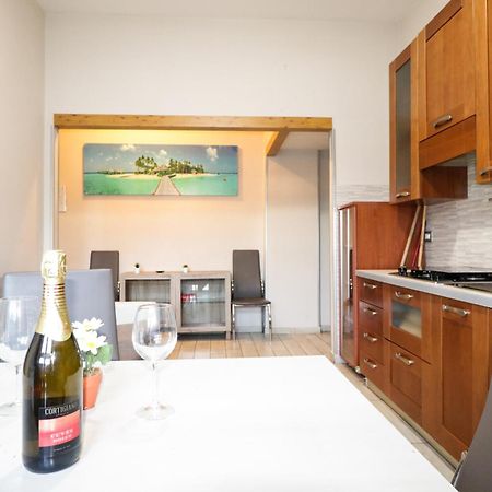 Romanina Apartments Phòng bức ảnh